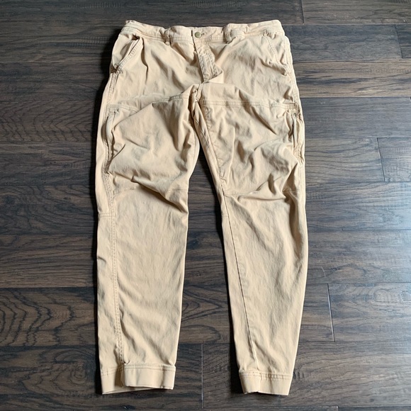 cargo pants size 38